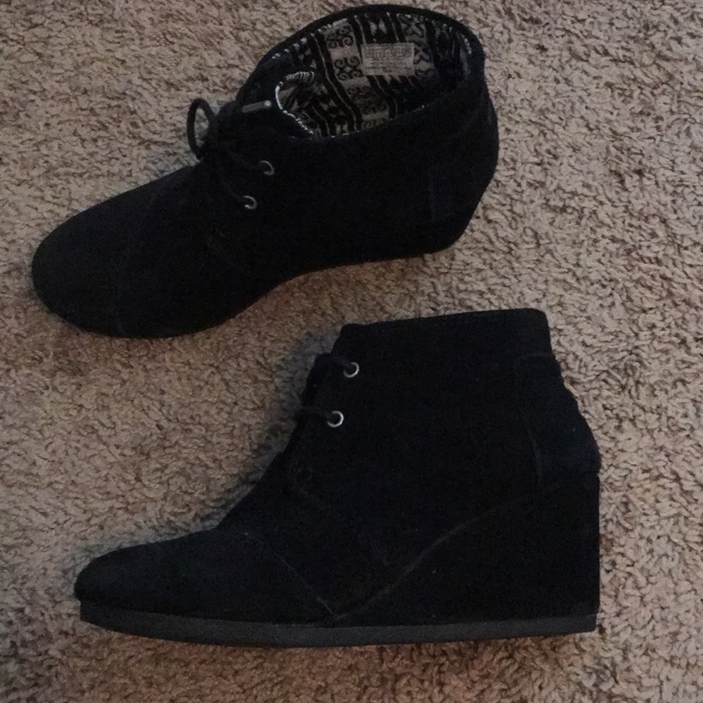 Toms wedges!